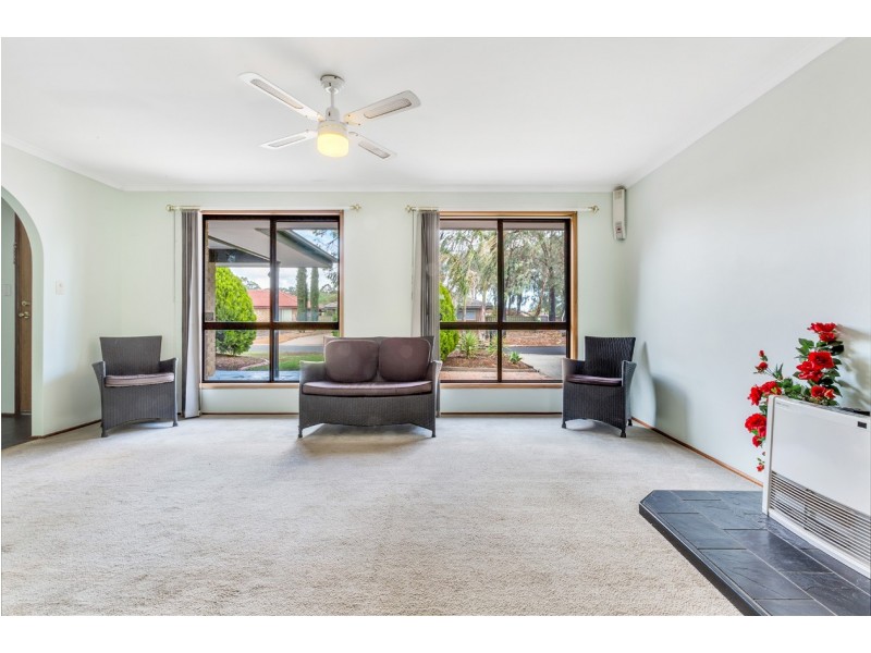 11 John Bull Court, Andrews Farm SA 5114