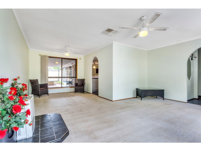 11 John Bull Court, Andrews Farm SA 5114
