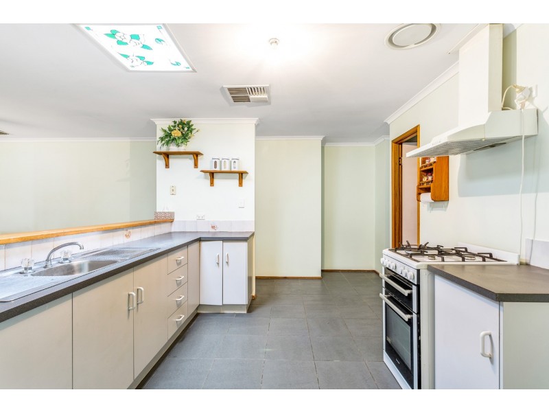 11 John Bull Court, Andrews Farm SA 5114