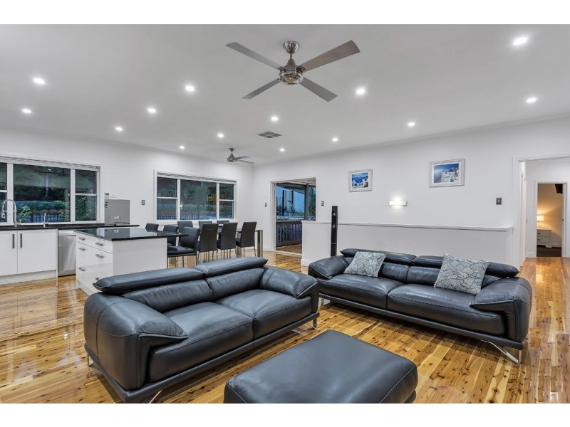 50 Yurilla Drive, Bellevue Heights SA 5050