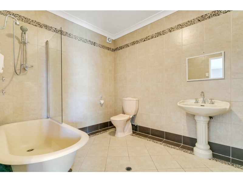 26 Highfield Drive, Aberfoyle Park SA 5159