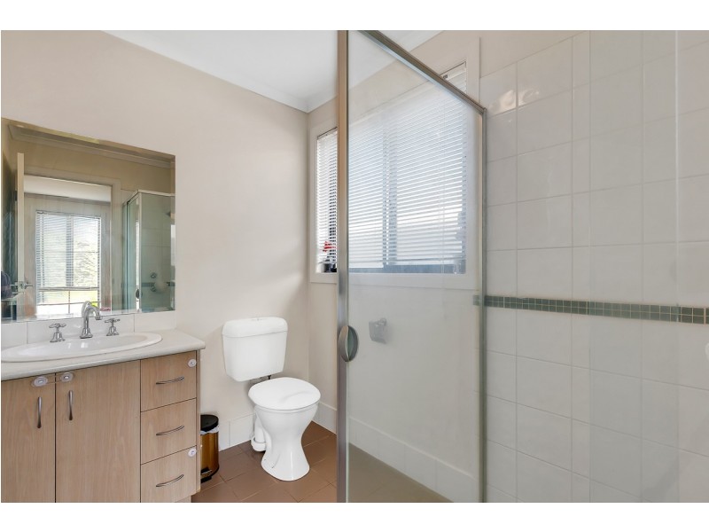 21 Lakeside Drive, Andrews Farm SA 5114