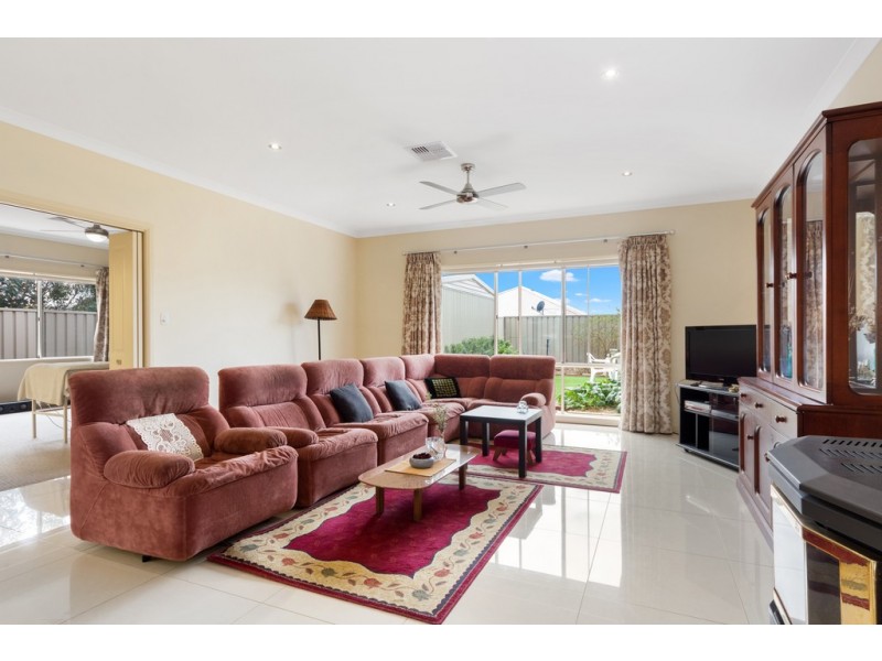8 Lawrence St, Goolwa North SA 5214