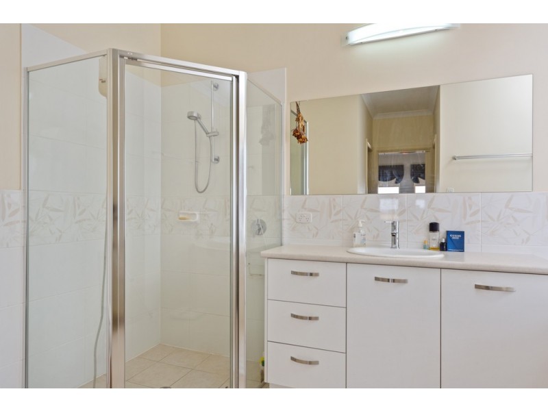 8 Lawrence St, Goolwa North SA 5214