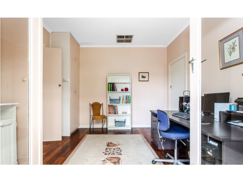 10 Sunset Crescent, Grange SA 5022