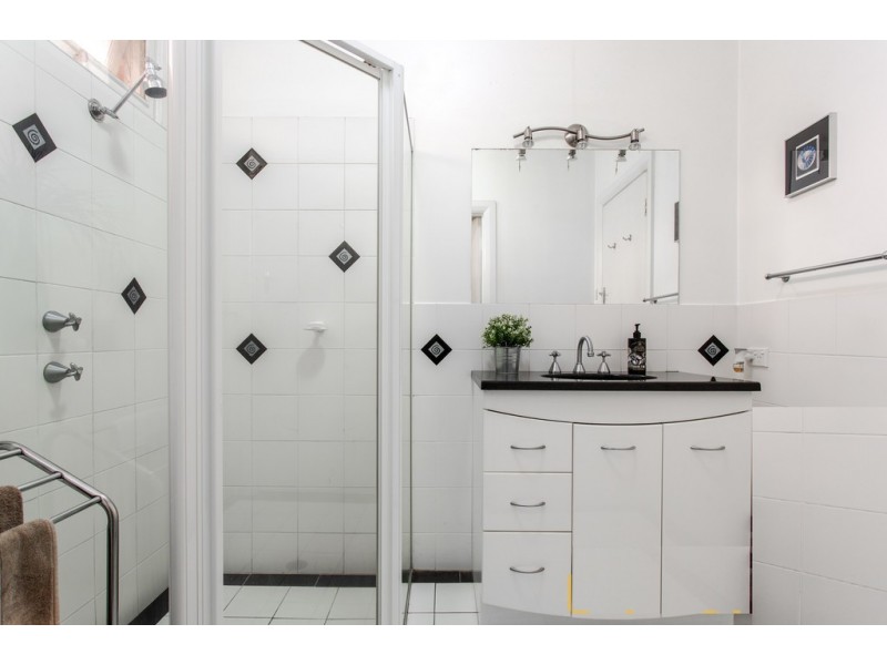 10 Sunset Crescent, Grange SA 5022