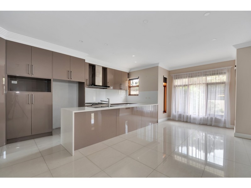 202 Trimmer Parade, Seaton SA 5023