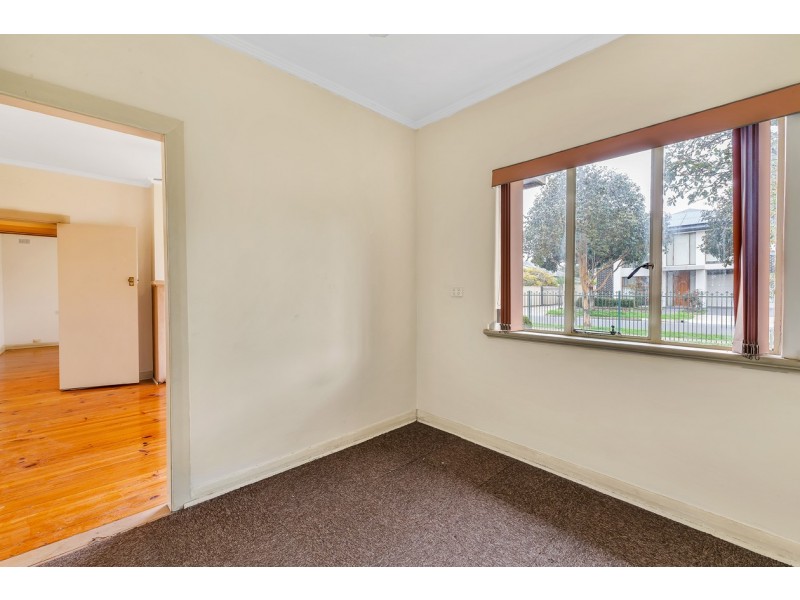 8 Matheson Avenue, Findon SA 5023