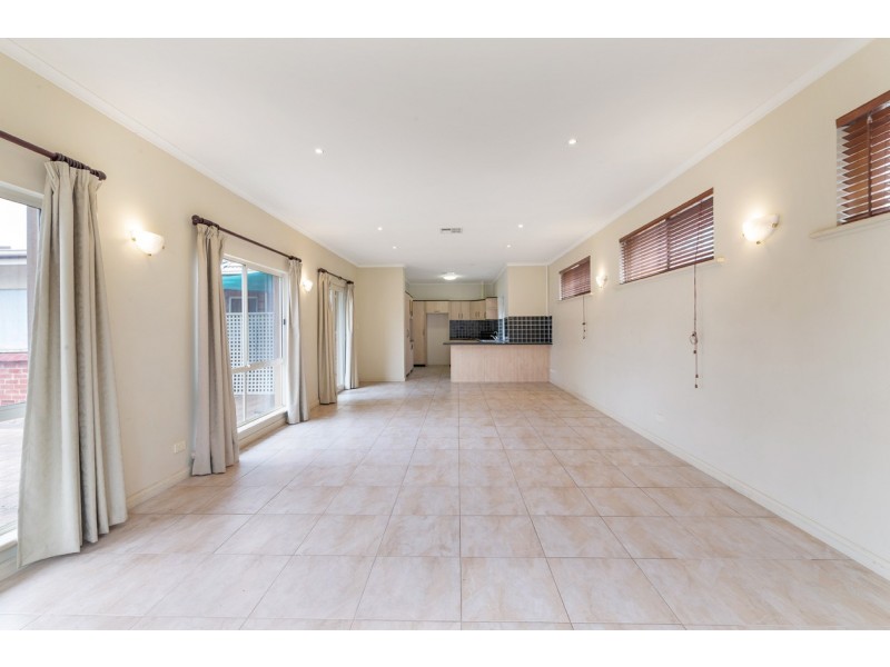 8 Matheson Avenue, Findon SA 5023