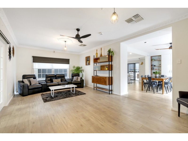 4A Newman Ave, Tea Tree Gully SA 5091