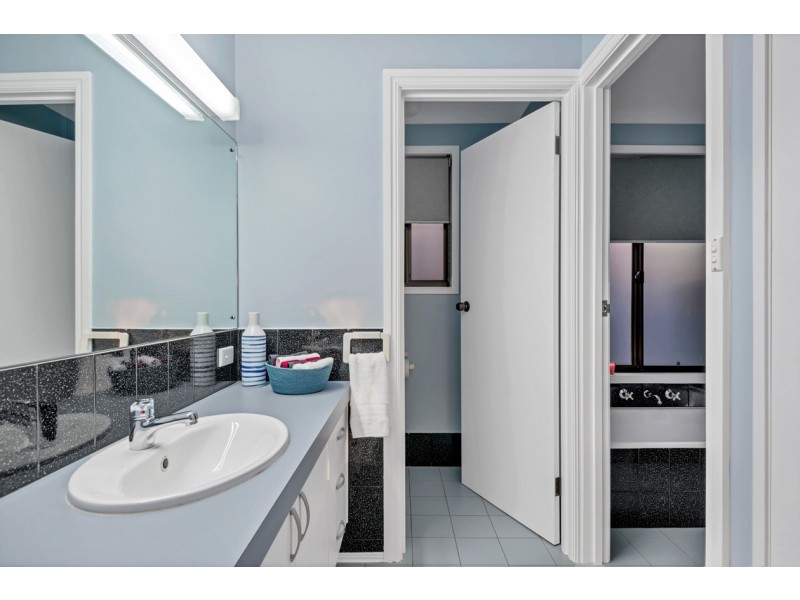 202 Chandlers Hill Road, Happy Valley SA 5159