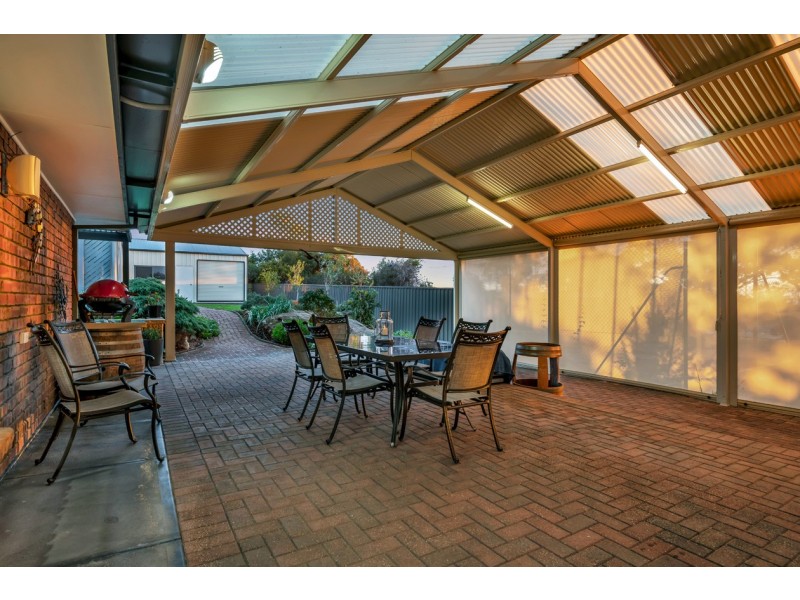 202 Chandlers Hill Road, Happy Valley SA 5159