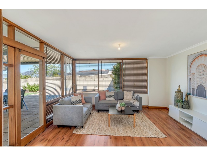 13 Barbara Street, Modbury SA 5092