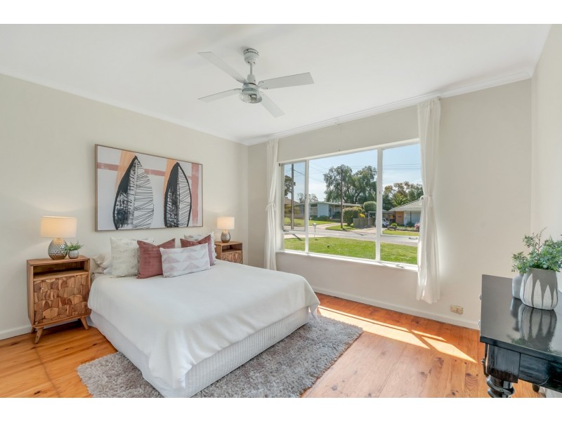 13 Barbara Street, Modbury SA 5092