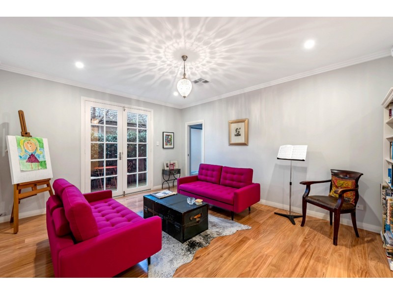 5 Hobart Road, Henley Beach South SA 5022