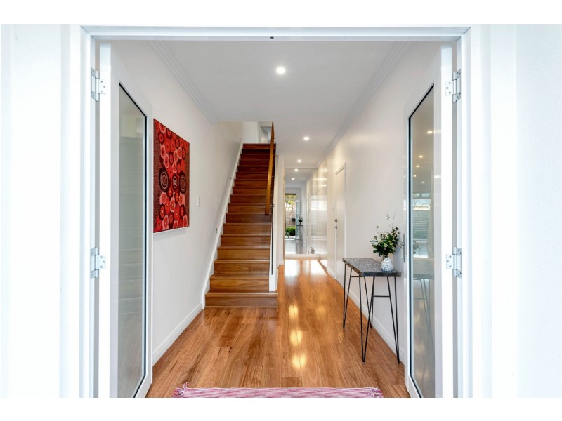 5 Hobart Road, Henley Beach South SA 5022