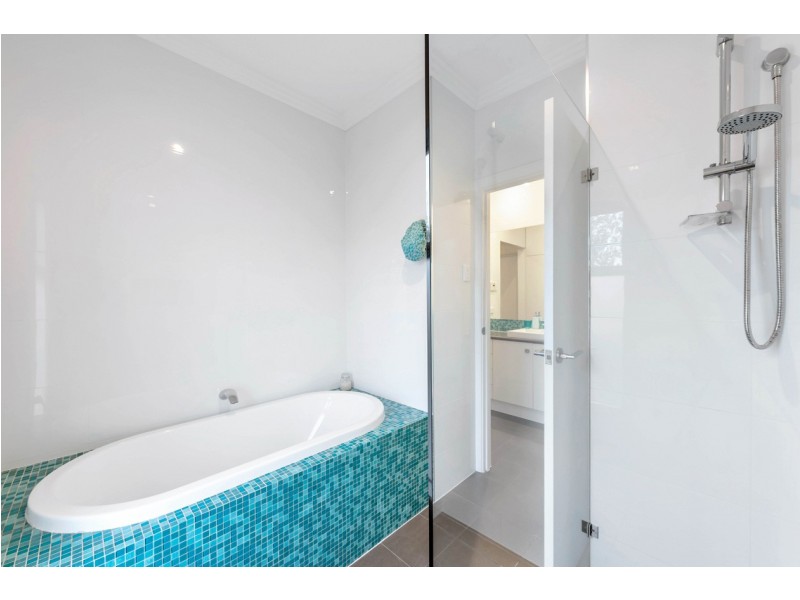 5 Hobart Road, Henley Beach South SA 5022