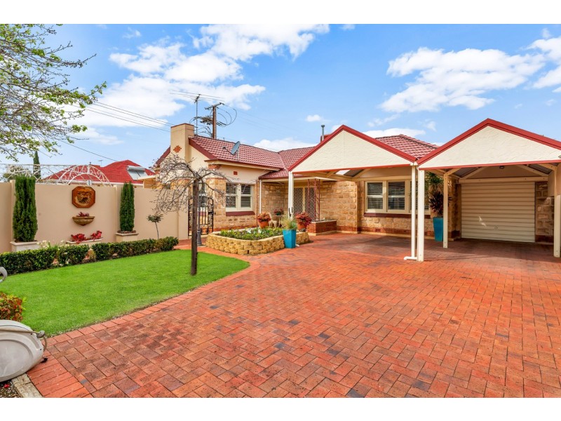 27 Glen Rowan Road, Woodville South SA 5011