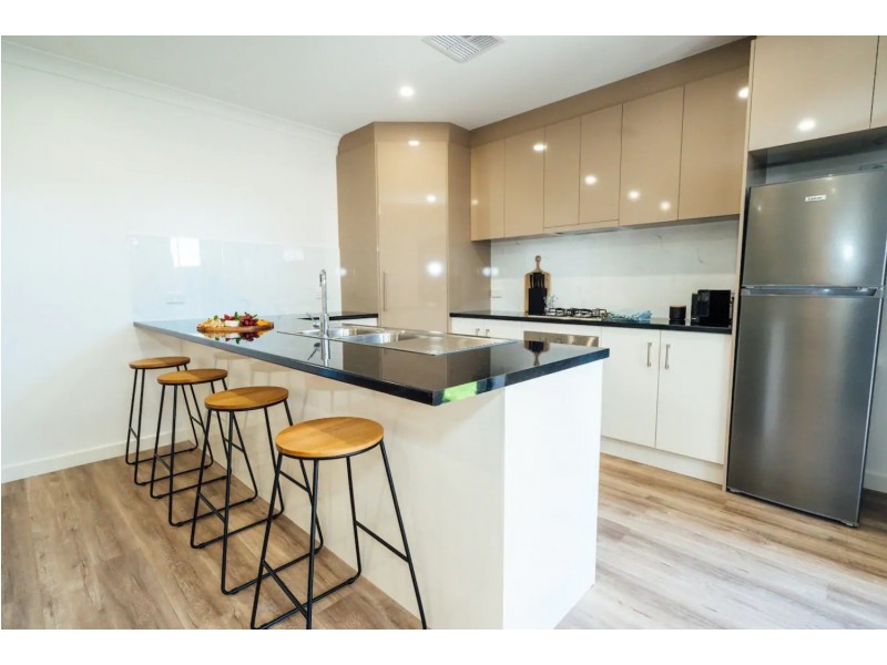 17 Kym Street, Port Noarlunga South SA 5167