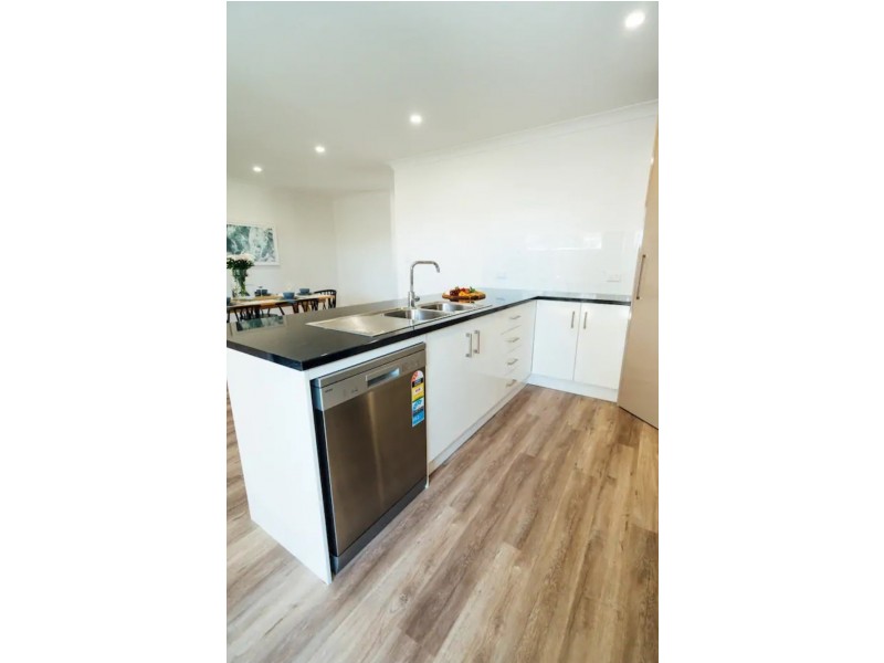 17 Kym Street, Port Noarlunga South SA 5167