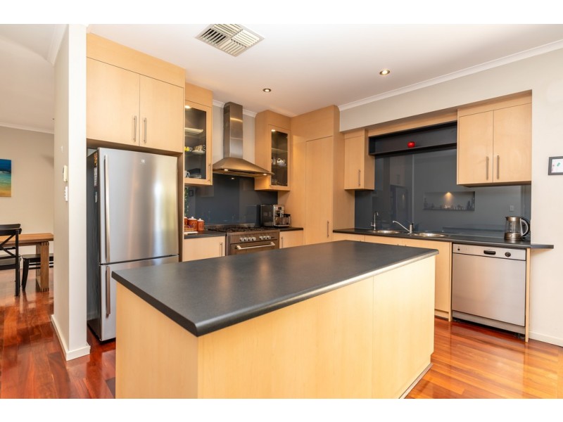 16 Davis Street, West Beach SA 5024