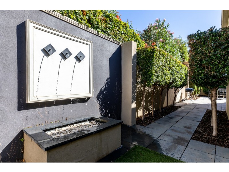 16 Davis Street, West Beach SA 5024