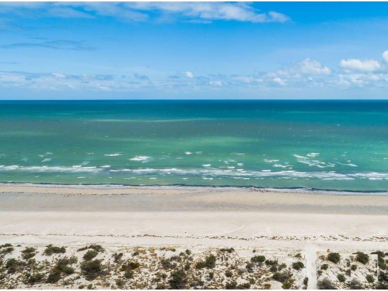 14 Newporter Terrace, West Lakes Shore SA 5020