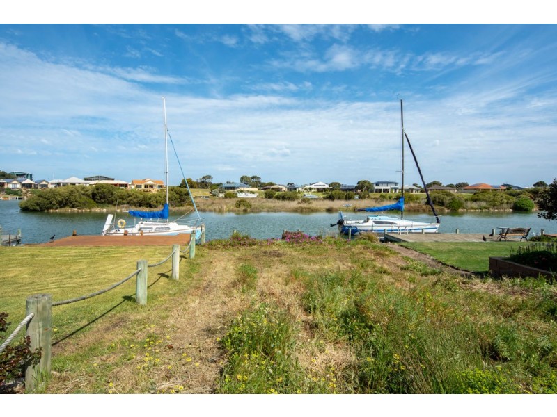 45 Wentworth Parade, Hindmarsh Island SA 5214