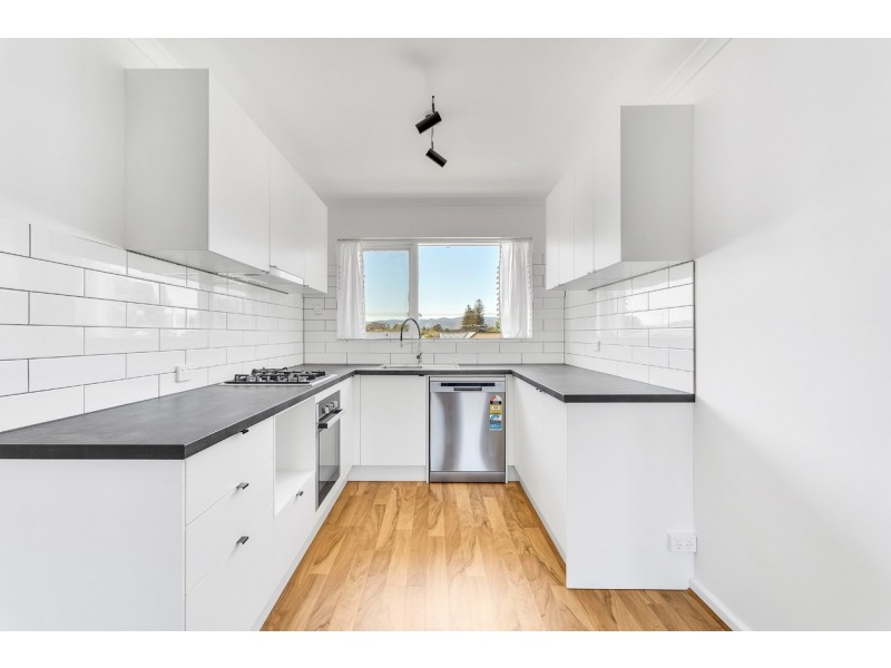 17, 17-19 Caroline Street, Glenelg North SA 5045