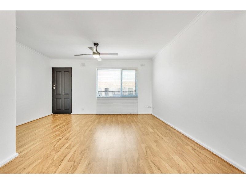 17, 17-19 Caroline Street, Glenelg North SA 5045