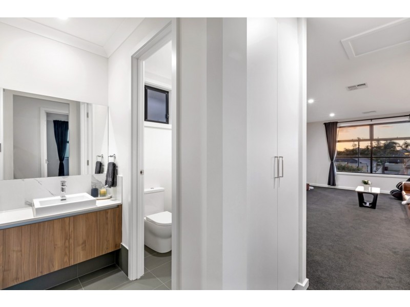 8A Gurner Terrace, Grange SA 5022