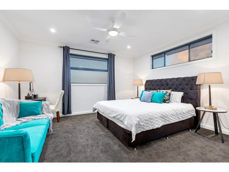 8A Gurner Terrace, Grange SA 5022