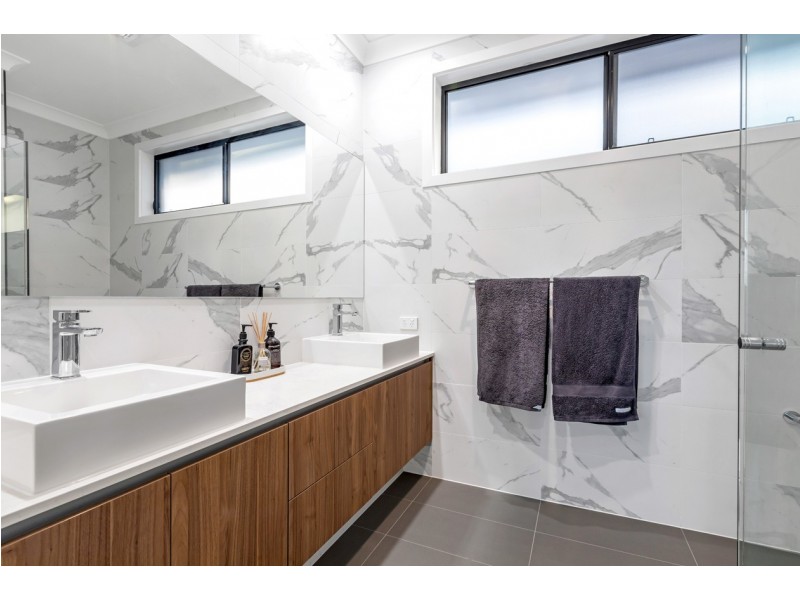 8A Gurner Terrace, Grange SA 5022