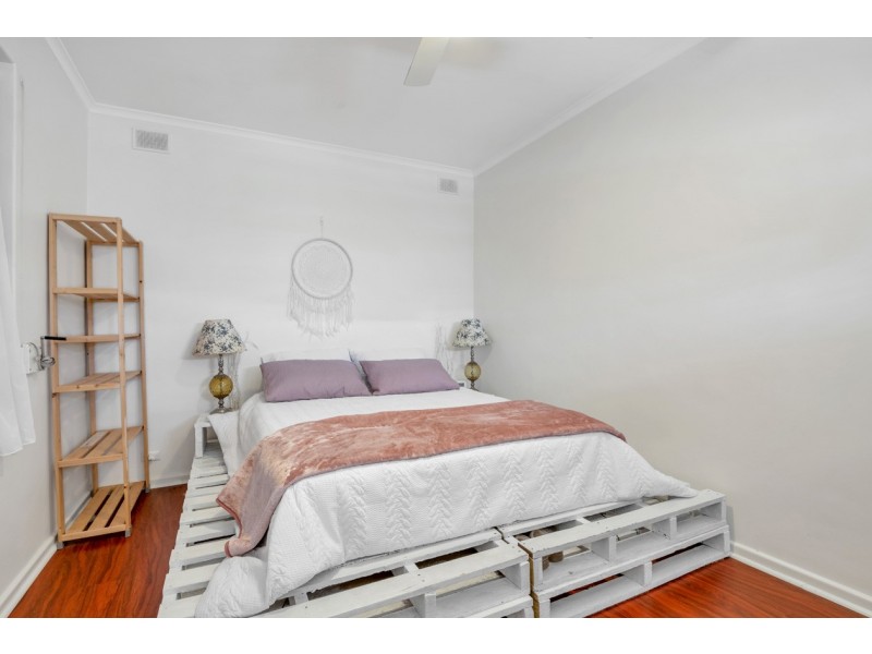 17 Cleve Street, Mansfield Park SA 5012