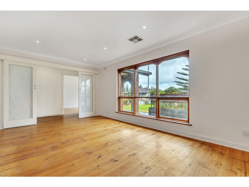 10 Osborne Road, North Haven SA 5018