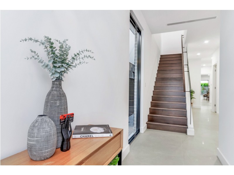 13 Hobart Road, Henley Beach South SA 5022