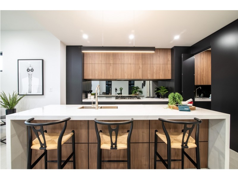 13 Hobart Road, Henley Beach South SA 5022