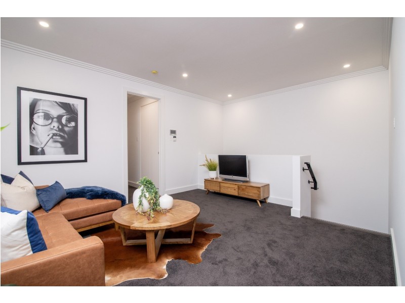 13 Hobart Road, Henley Beach South SA 5022