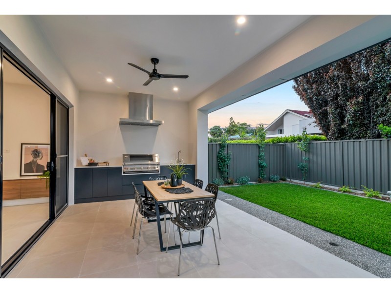 13 Hobart Road, Henley Beach South SA 5022