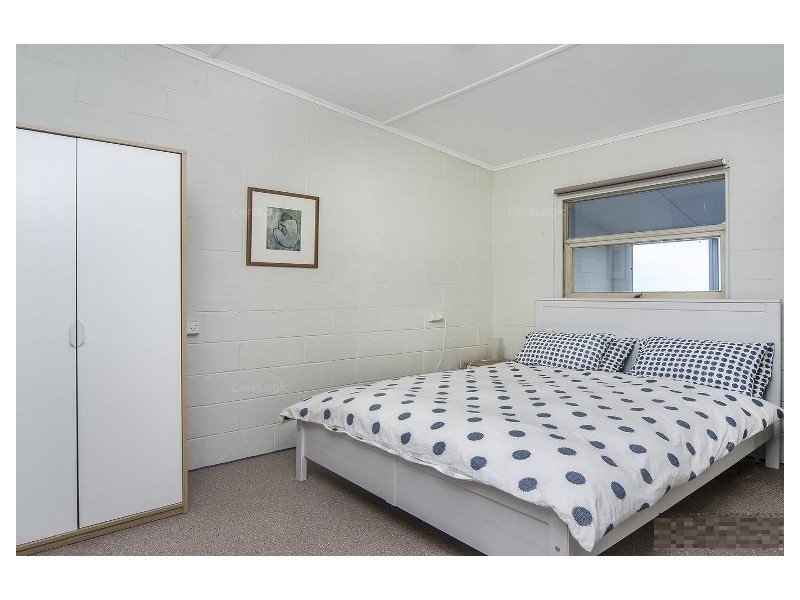 65 Goolwa Channel Drive, Hindmarsh Island SA 5214