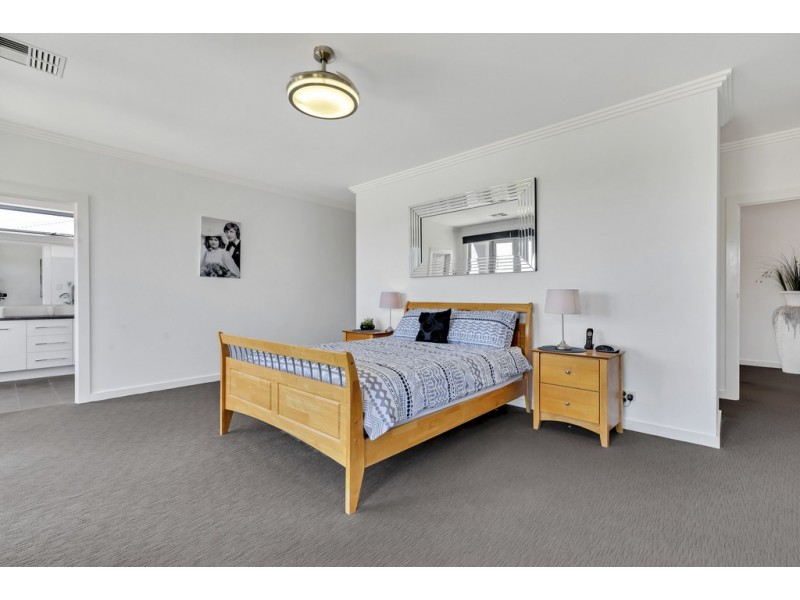 18 Barker Avenue, Tea Tree Gully SA 5091