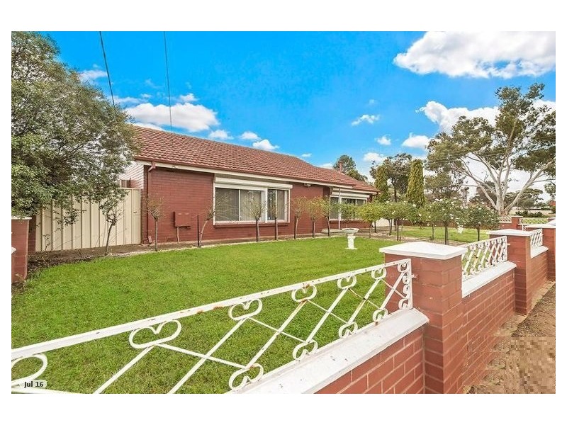 2 Crabb Road, Smithfield Plains SA 5114
