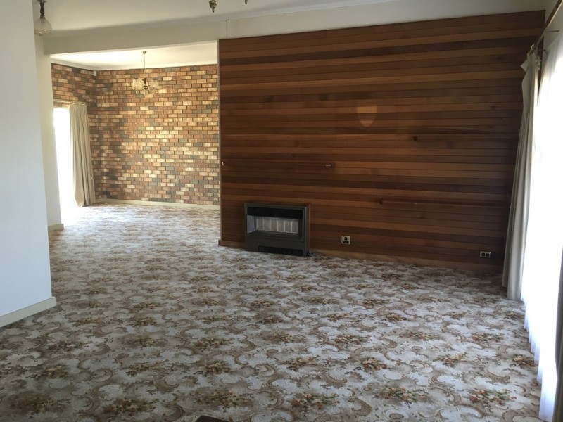 29 Mitchell Street East, Seaton SA 5023