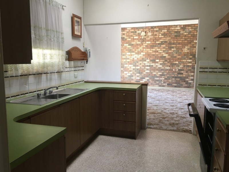 29 Mitchell Street East, Seaton SA 5023