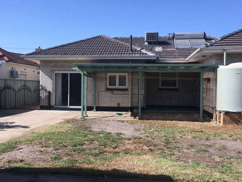 29 Mitchell Street East, Seaton SA 5023