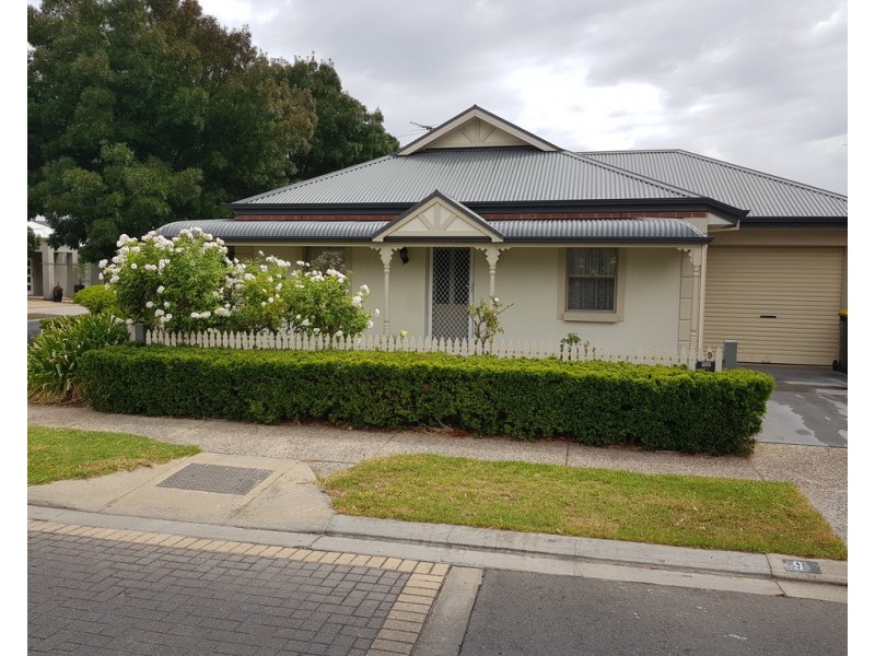 9 Pike Avenue, Mawson Lakes SA 5095