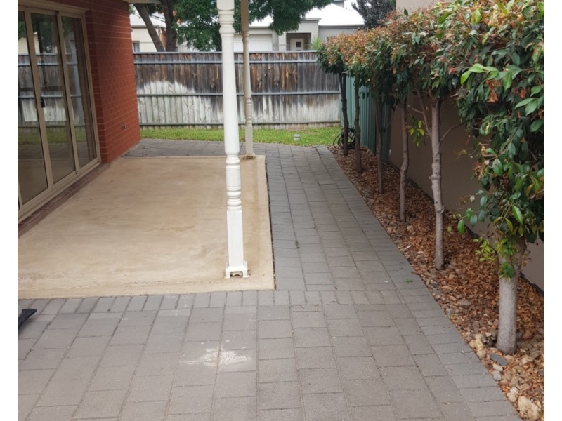 9 Pike Avenue, Mawson Lakes SA 5095