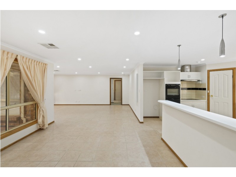 3 Parkway Circuit, Parafield Gardens SA 5107