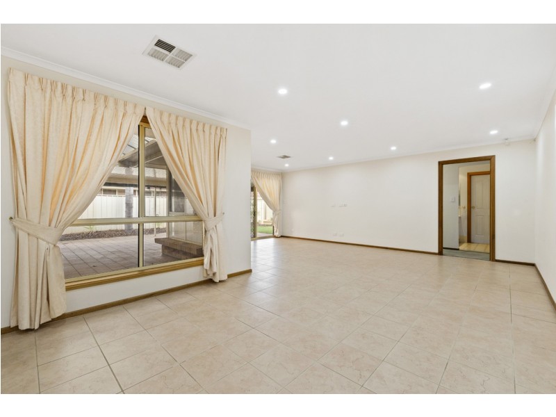 3 Parkway Circuit, Parafield Gardens SA 5107