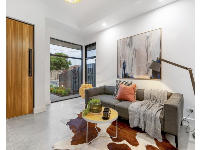 6A Mayfair Drive, West Beach SA 5024